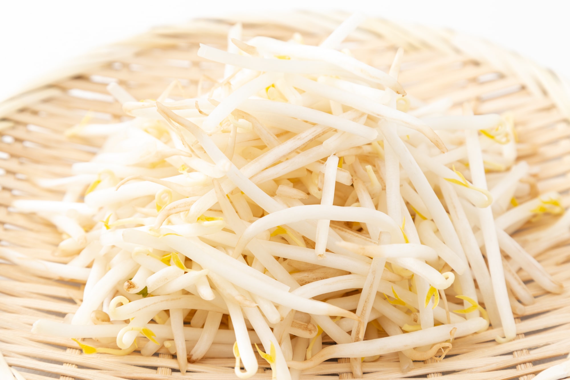 もやしはレンジでおいしく!最適な加熱時間とおすすめレシピ - くらしトライ