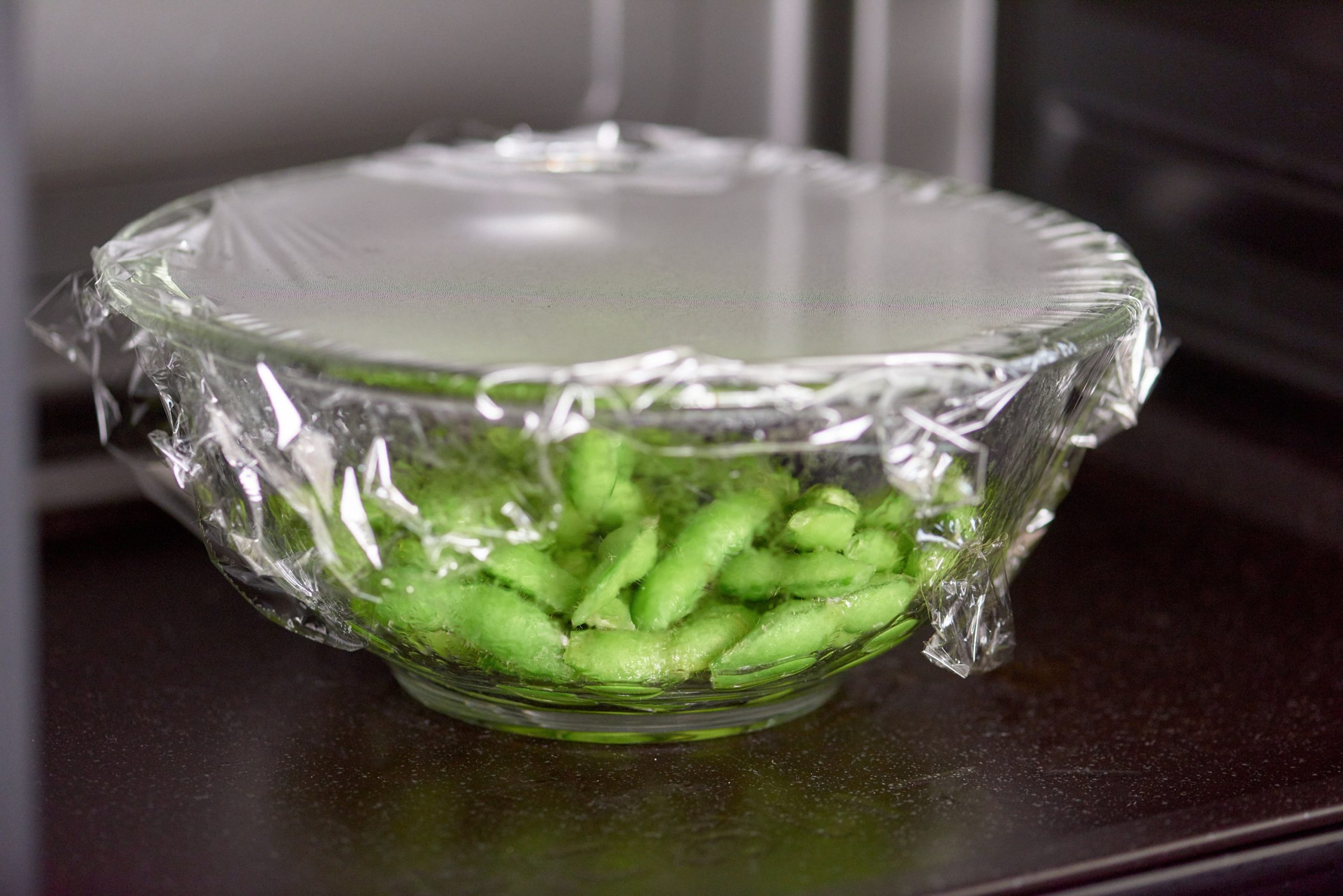 枝豆をレンジで加熱する方法