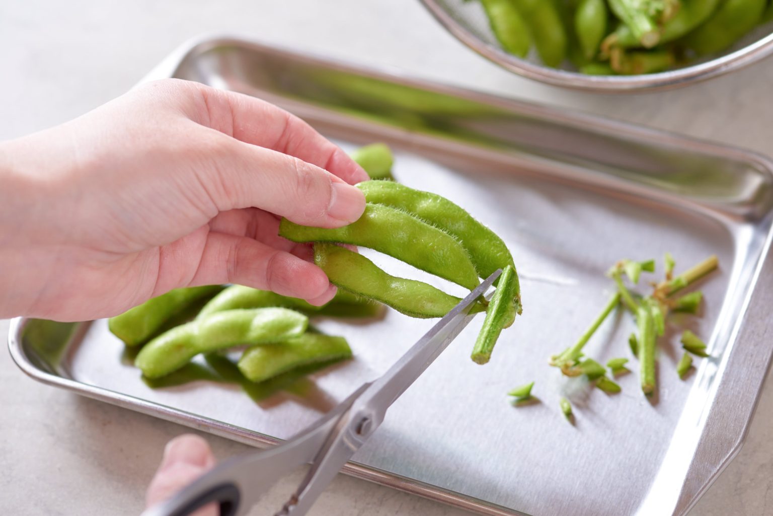 【枝豆の最適な茹で方&茹で時間】夏の風物詩をおいしく食べるコツ - くらしトライ