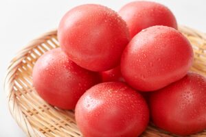 トマトの栄養と効果は？リコピンの吸収を高める食べ方を解説
