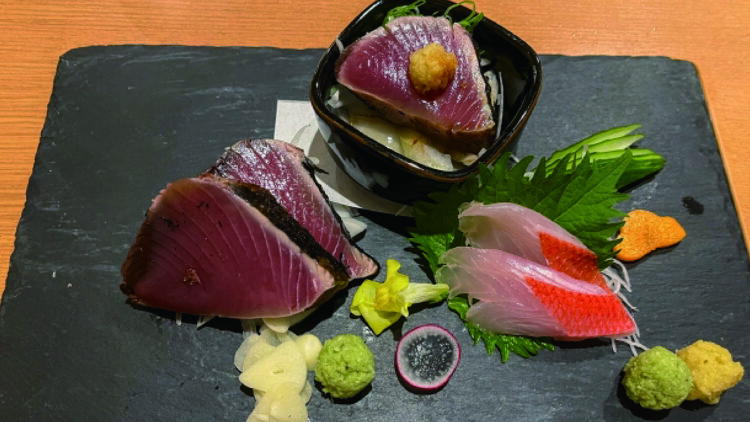 カツオは、魚介類の中でもトリプトファンやビタミンB群を豊富に含みます