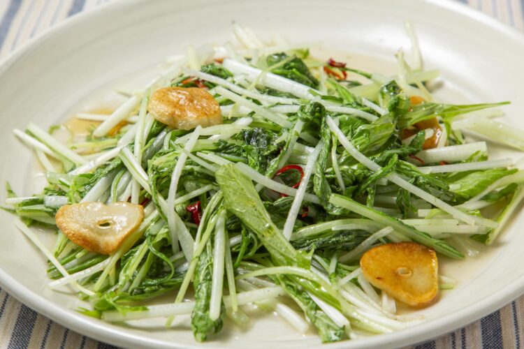 水菜のにんにく炒め