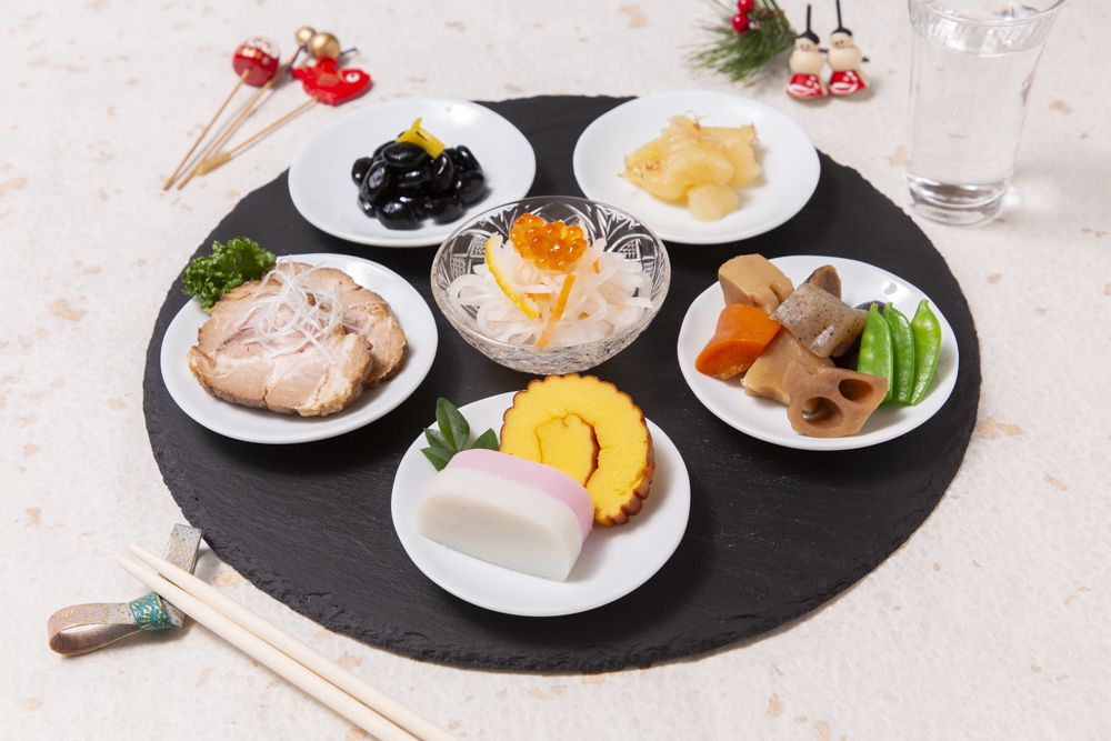 おせちの華やかな盛り付け