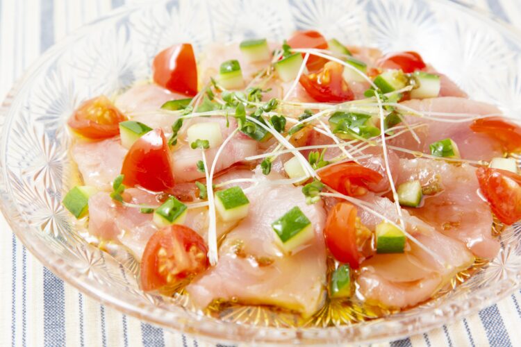 ビンチョウマグロのオリーブオイル和風カルパッチョ