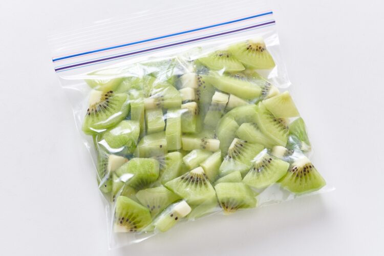 キウイを冷凍保存する方法
