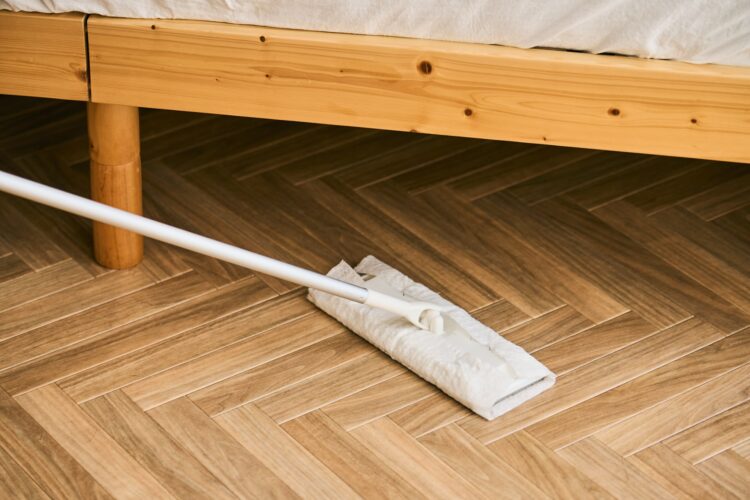 合板フローリングの週1回・月1回の掃除