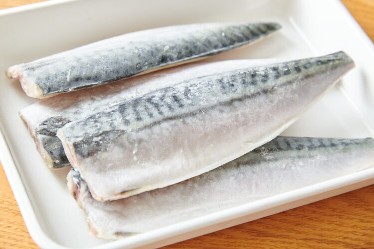 冷凍サバ（無塩フィーレ）