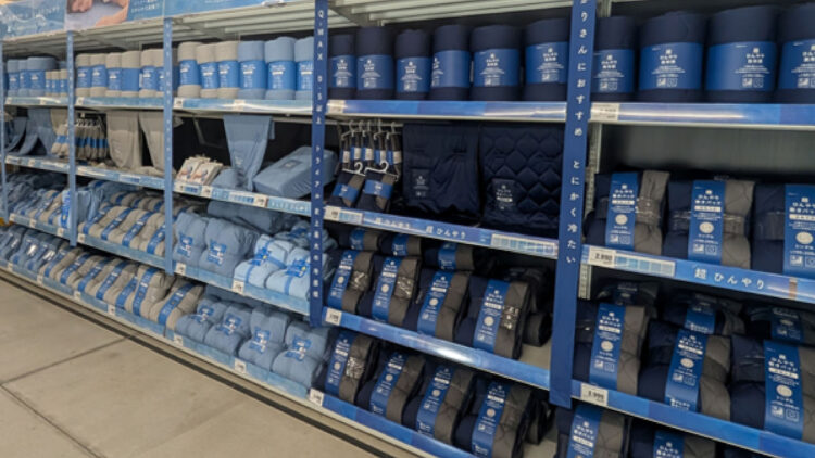 ひんやり寝具売場