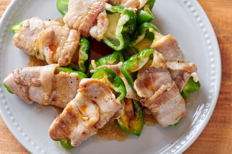 ピーマンのチーズ肉巻き