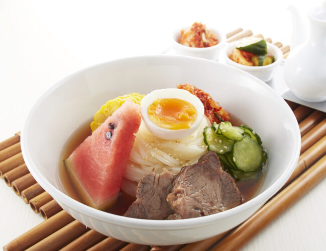 スイカは冷たい麺類にプラスして、さっぱりアレンジ