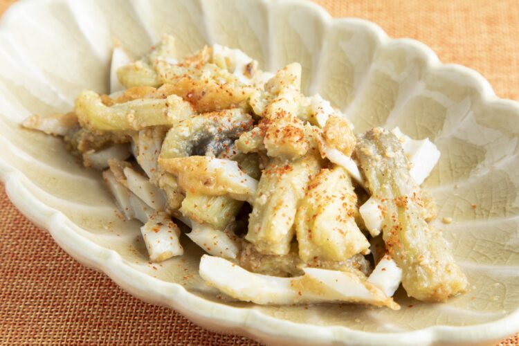 焼きナスとちくわのごまみそ和え