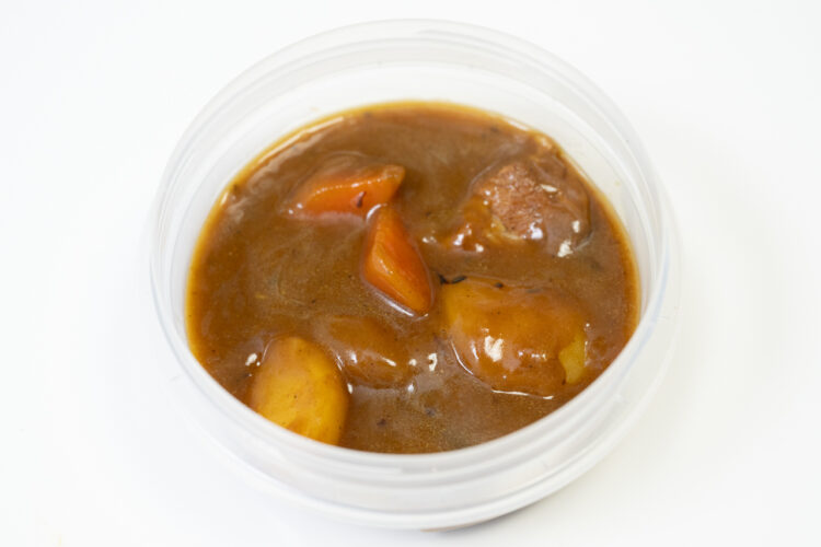 カレーの冷蔵保存は平たい容器