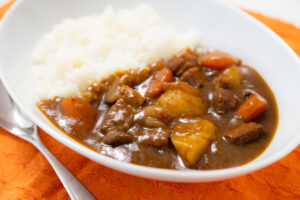 カレーの作り方をマスターしよう！初心者でもプロの味に近づけるレシピ