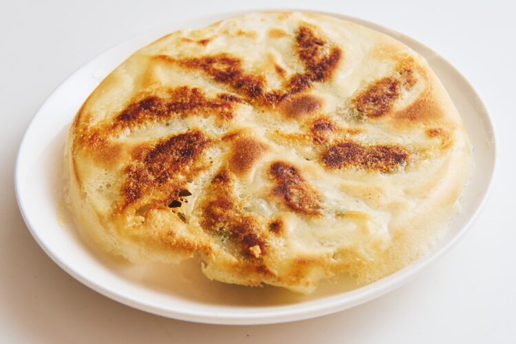羽根つき餃子の焼き方