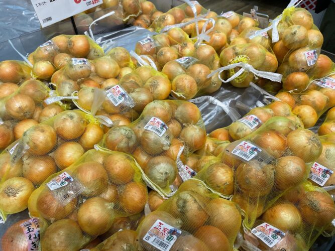 玉ねぎ売場