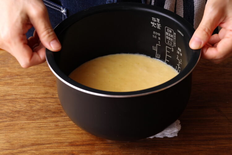 チーズケーキ調理のイメージ