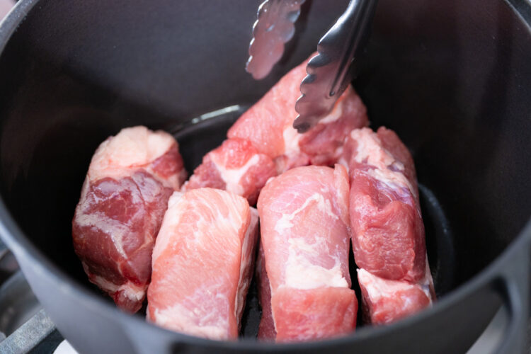 中火で焼き色がつくまで焼く