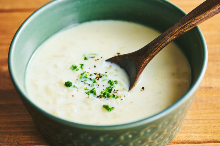 冷凍マッシュポテトの簡単スープの写真