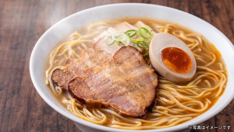 〈おいしくなれ!〉杠シェフこだわりの生麺のようなコシと食感の味噌らーめん 110g 本体価格98円(税込105円)イメージ