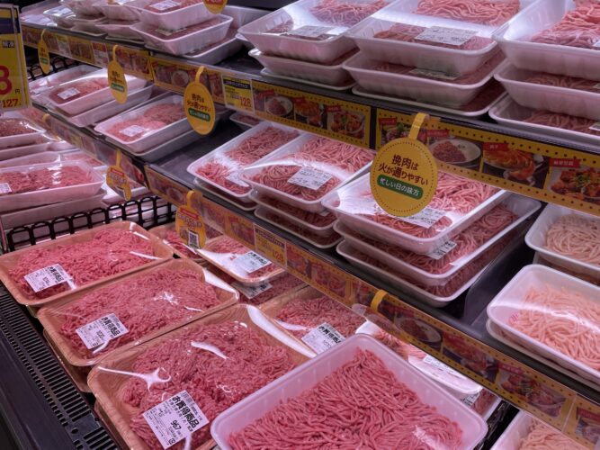 ひき肉売り場1
