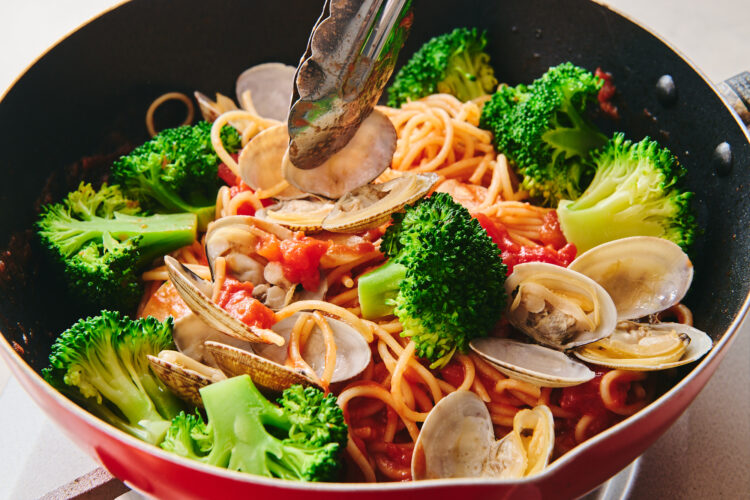 アサリにビタミンCをプラス