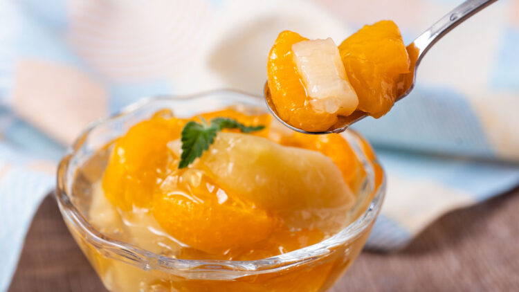 限界までフルーツ詰めちゃいました ぎっしりMIXフルーツ　本体価格156円（税込169円）イメージ