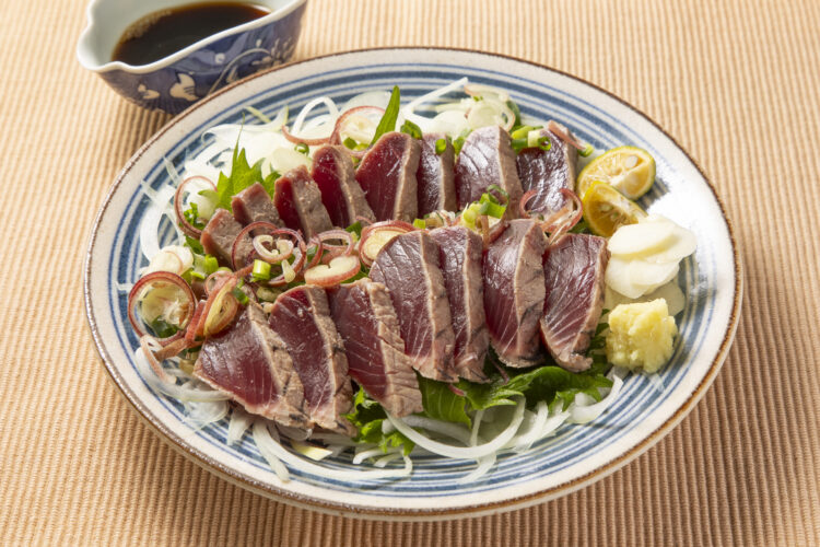 薬味と柑橘類、ポン酢を一緒に盛りつける