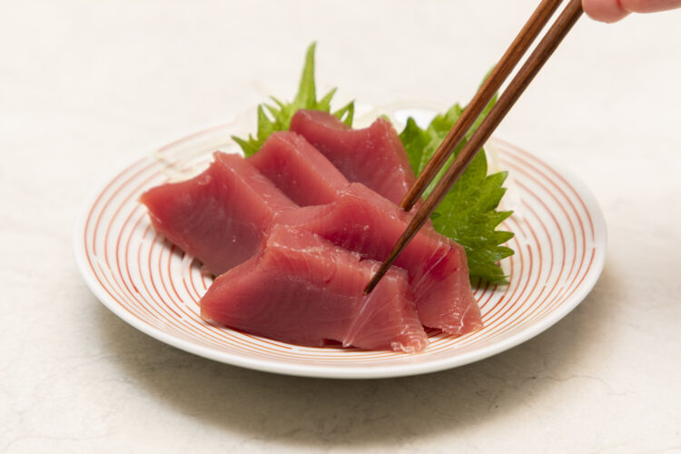 刺身を並べるときは、全体的に奇数にするのが和食の基本