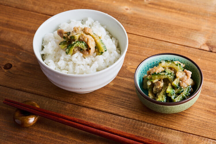 ゴーヤと豚の油みそ