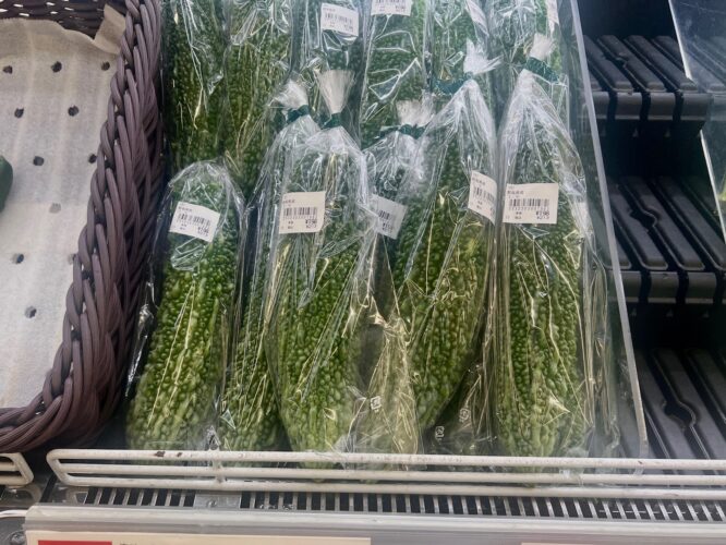 ゴーヤの売場