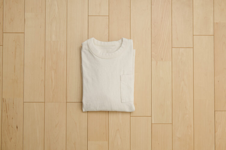 長袖Tシャツのたたみ方