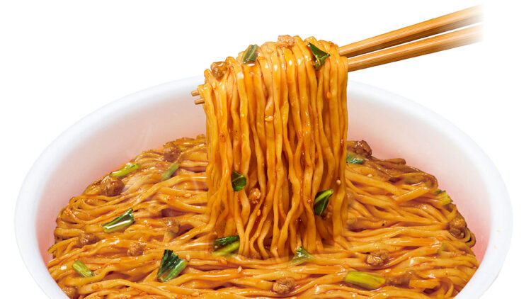 たれが絡む、もちもち食感の手もみ風ノンフライ麺