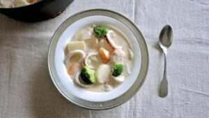 シチューはルーなしで作れる？小麦粉と牛乳で本格クリームシチュー